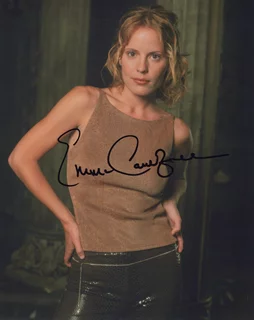 Emma Caulfield autograph