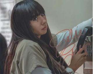 Jackie Cruz autograph