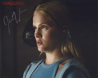 Jenna Warren autograph