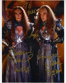 The Duras Sisters autograph