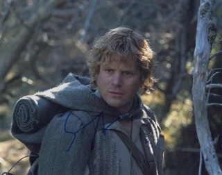 Sean Astin autograph