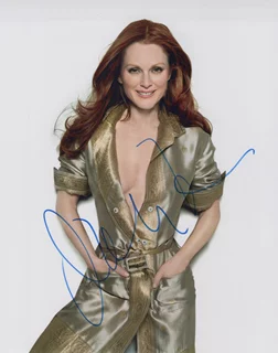 Julianne Moore autograph