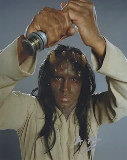 Tux Akindoyeni autograph