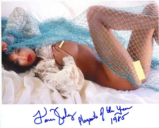 Karen Velez autograph
