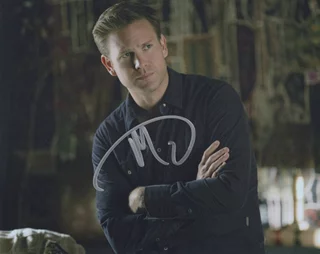 Matthew Davis autograph