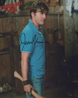 Jesse Moss autograph