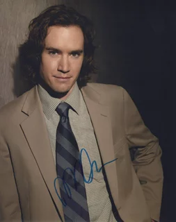 Mark Paul Gosselaar autograph