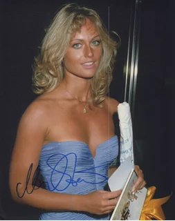 Mary Stavin autograph