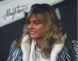 Mary Stavin autograph