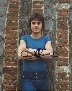 Mike Holoway autograph