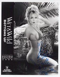 Victoria Fuller autograph