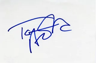 Tom Arnold autograph