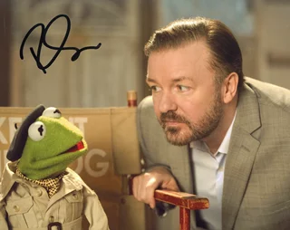 Ricky Gervais autograph