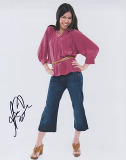Ashley Argota autograph