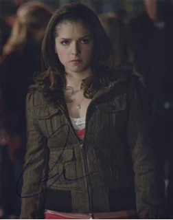 Anna Kendrick autograph
