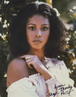 Lynne Moody autograph