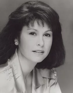 Diana Canova autograph