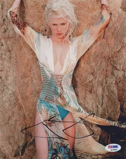 January Jones autograph