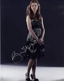 Bonnie Wright autograph