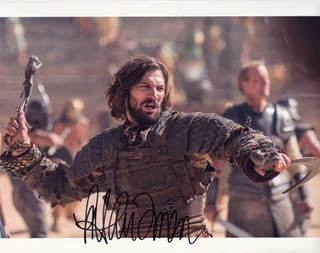 Michiel Huisman autograph