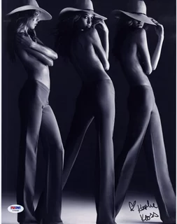 Karlie Kloss autograph