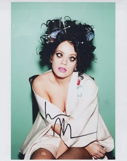 Lily Allen autograph