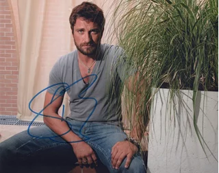 Gerard Butler autograph