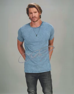 Chad Michael Murray autograph