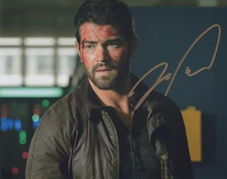 Jesse Metcalfe autograph