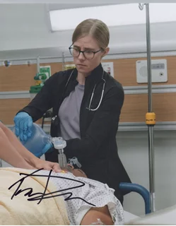 Taylor Dearden autograph