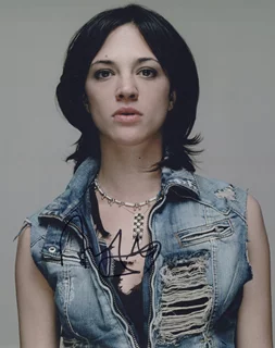 Asia Argento autograph