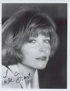 Lee Grant autograph