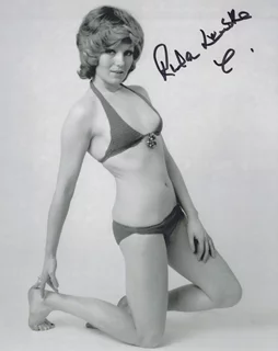 Rula Lenska autograph