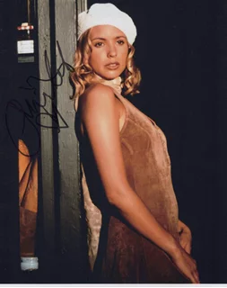 Olivia D'Abo autograph