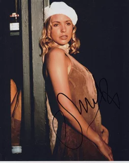 Olivia D'Abo autograph