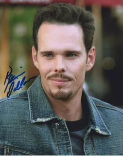 Kevin Dillon autograph