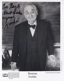 Fyvush Finkel autograph