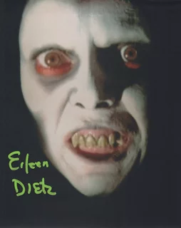 Eileen Dietz autograph