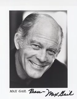 Max Gail autograph