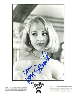 Joan Cusack autograph