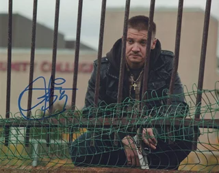 Jeremy Renner autograph