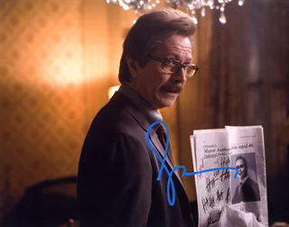 Gary Oldman autograph