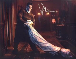 Harvey Guillen autograph