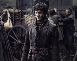 Iwan Rheon autograph