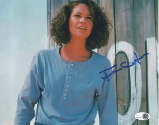 Finn Carter autograph