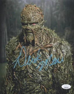 Derek Mears autograph