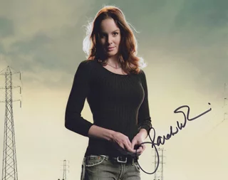 Sarah Wayne Callies autograph