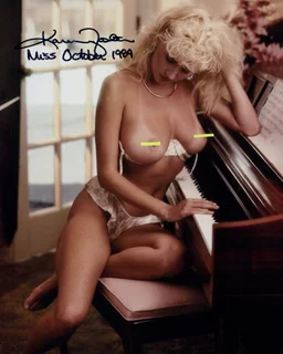 Karen Foster autograph