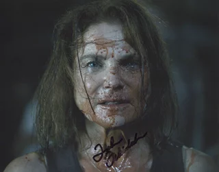 Tovah Feldshuh autograph
