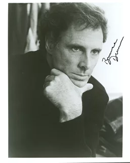 Bruce Dern autograph